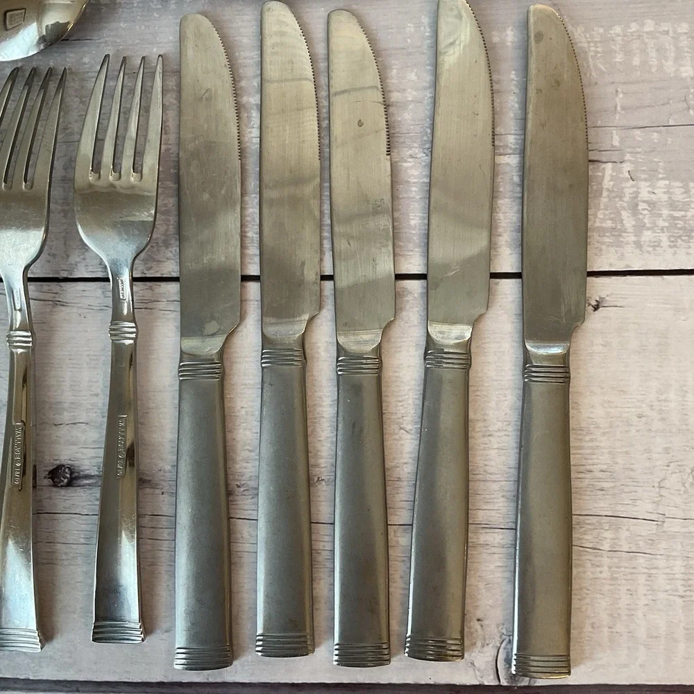 Wallace Stainless Flatware 18/10 Napoli Frost 38 Pieces Forks Knives Spoons